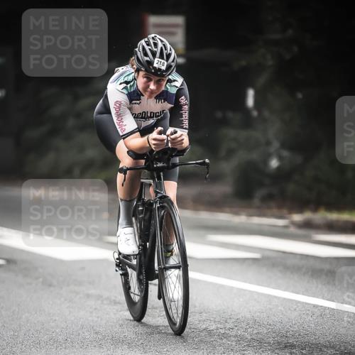 13.09.2026 - Stadtparktriathlon H.Heesch http://msf.ph/oto/10367345 13.09.2026 10:15:39 Radfahren 218, 293, 329, 341, 409 meine-sportfotos.de