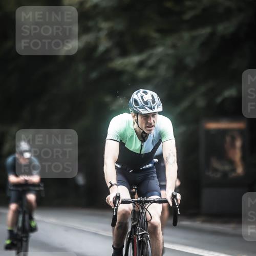 13.09.2026 - Stadtparktriathlon H.Heesch http://msf.ph/oto/10367360 13.09.2026 13:17:16 Radfahren 1239, 1319, 1324, 1422 meine-sportfotos.de