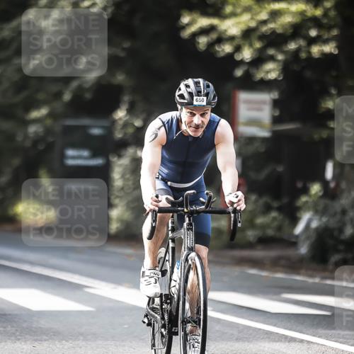 13.09.2026 - Stadtparktriathlon H.Heesch http://msf.ph/oto/10367369 13.09.2026 11:24:37 Radfahren 649, 672, 722, 739, 762, 779, 795, 1799 meine-sportfotos.de