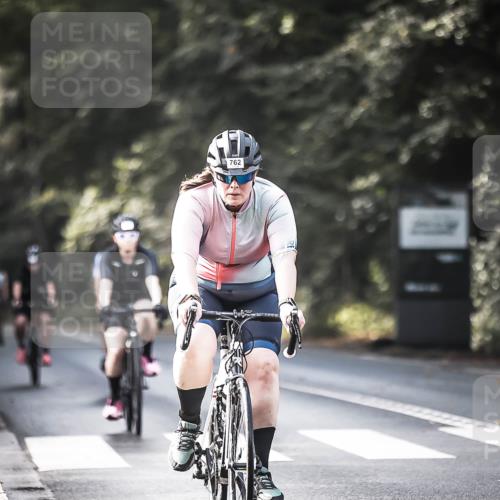 13.09.2026 - Stadtparktriathlon H.Heesch http://msf.ph/oto/10367375 13.09.2026 11:24:38 Radfahren 637, 649, 672, 722, 739, 762, 779, 795, 1799 meine-sportfotos.de