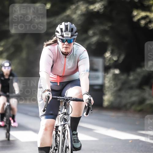 13.09.2026 - Stadtparktriathlon H.Heesch http://msf.ph/oto/10367397 13.09.2026 11:24:39 Radfahren 637, 649, 672, 722, 739, 762, 779, 795, 1799 meine-sportfotos.de