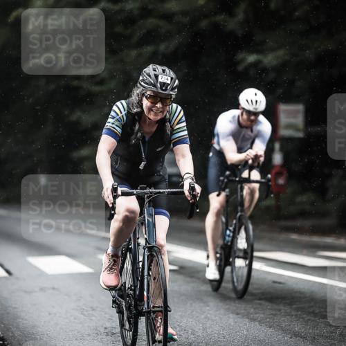 13.09.2026 - Stadtparktriathlon H.Heesch http://msf.ph/oto/10367398 13.09.2026 12:02:08 Radfahren 714, 773, 780, 869, 882, 892, 935, 949, 1033 meine-sportfotos.de