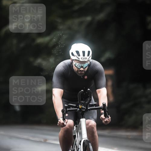 13.09.2026 - Stadtparktriathlon H.Heesch http://msf.ph/oto/10367406 13.09.2026 13:17:20 Radfahren 1239, 1319, 1324, 1370, 1422 meine-sportfotos.de