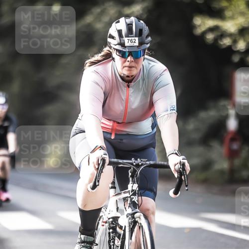 13.09.2026 - Stadtparktriathlon H.Heesch http://msf.ph/oto/10367408 13.09.2026 11:24:39 Radfahren 637, 649, 672, 722, 739, 762, 779, 795, 1799 meine-sportfotos.de