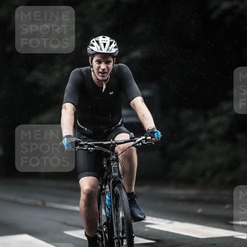 13.09.2026 - Stadtparktriathlon H.Heesch http://msf.ph/oto/10367447 13.09.2026 12:02:11 Radfahren 714, 773, 780, 869, 882, 892, 935, 949, 977 meine-sportfotos.de