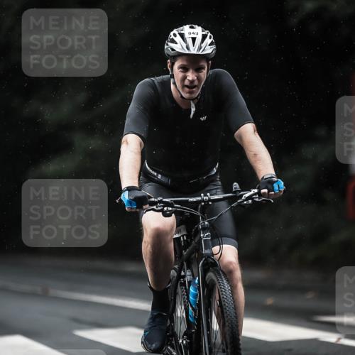 13.09.2026 - Stadtparktriathlon H.Heesch http://msf.ph/oto/10367461 13.09.2026 12:02:12 Radfahren 714, 773, 780, 869, 882, 892, 949, 977 meine-sportfotos.de