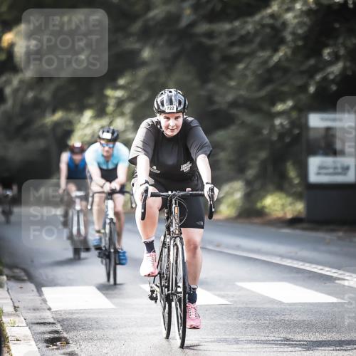 13.09.2026 - Stadtparktriathlon H.Heesch http://msf.ph/oto/10367472 13.09.2026 11:24:42 Radfahren 637, 672, 722, 739, 762, 795, 1799 meine-sportfotos.de