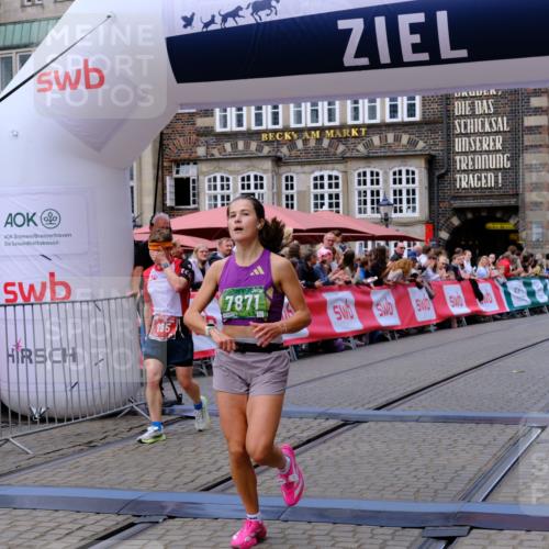 13.09.2026 - 21. swb-Marathon Bremen Tim E. http://msf.ph/oto/10367475 13.09.2026 13:04:47 Ziel 650, 744, 1223, 1224, 1860, 2207, 2956, 3284, 4239, 7871, 8936, 13034 meine-sportfotos.de