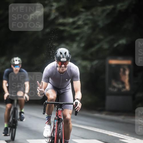 13.09.2026 - Stadtparktriathlon H.Heesch http://msf.ph/oto/10367487 13.09.2026 13:17:42 Radfahren 1231, 1375, 1389, 1427 meine-sportfotos.de