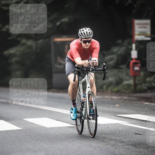13.09.2026 - Stadtparktriathlon H.Heesch http://msf.ph/oto/10367490 13.09.2026 10:15:58 Radfahren 216, 278 meine-sportfotos.de