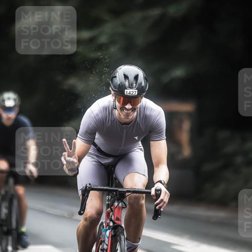 13.09.2026 - Stadtparktriathlon H.Heesch http://msf.ph/oto/10367506 13.09.2026 13:17:43 Radfahren 1231, 1375, 1389, 1405, 1427 meine-sportfotos.de