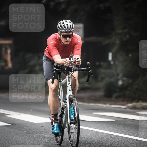 13.09.2026 - Stadtparktriathlon H.Heesch http://msf.ph/oto/10367509 13.09.2026 10:15:58 Radfahren 216, 278 meine-sportfotos.de