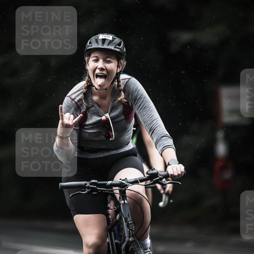13.09.2026 - Stadtparktriathlon H.Heesch http://msf.ph/oto/10367510 13.09.2026 12:02:14 Radfahren 714, 780, 869, 926, 949, 977 meine-sportfotos.de