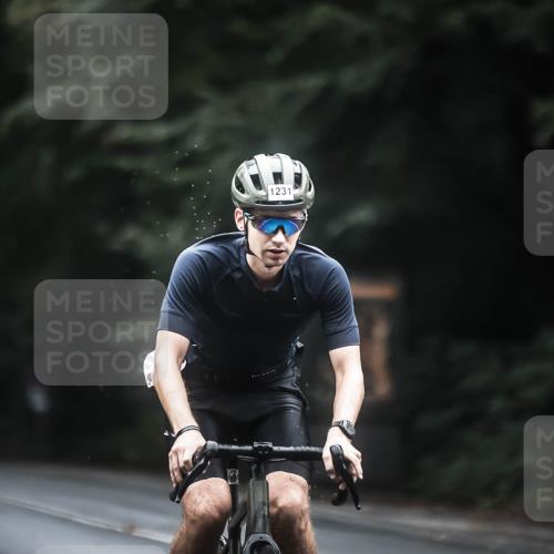 13.09.2026 - Stadtparktriathlon H.Heesch http://msf.ph/oto/10367526 13.09.2026 13:17:44 Radfahren 1231, 1375, 1389, 1405, 1427 meine-sportfotos.de
