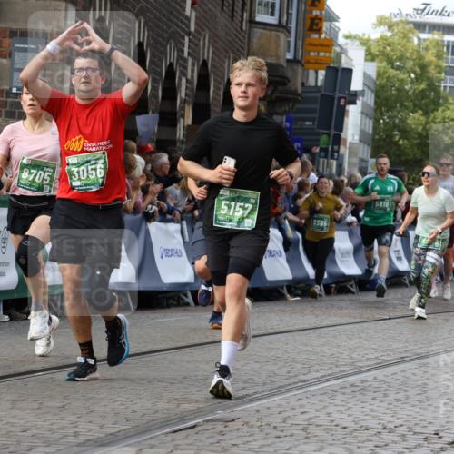 13.09.2026 - 21. swb-Marathon Bremen Strokosch-Dieckow http://msf.ph/oto/10367530 13.09.2026 13:35:50 Ziel 156, 1150, 2041, 2090, 2318, 2356, 2866, 3055, 3621, 4062, 4326, 5308, 5661, 6315, 6418, 6465, 6466, 6644, 6837, 7285, 7305, 7377, 7597, 7700, 8401, 8530, 8773, 8816, 8915, 9845, 9862, 9887, 563, 1867, 2565, 3026, 3056, 3454, 3489, 4016, 5026, 5157, 5276, 5381, 5816, 6159, 6874, 6982, 7036, 7043, 7256, 7385, 7804, 8145, 8227, 8705, 9243, 13179 meine-sportfotos.de