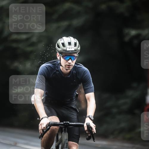 13.09.2026 - Stadtparktriathlon H.Heesch http://msf.ph/oto/10367533 13.09.2026 13:17:44 Radfahren 1231, 1375, 1389, 1405, 1427 meine-sportfotos.de