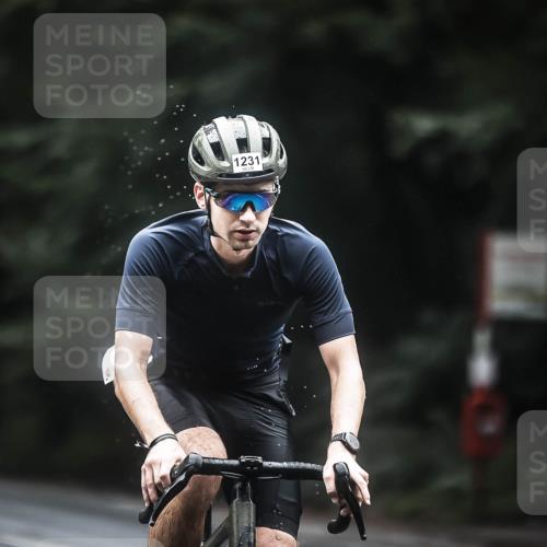 13.09.2026 - Stadtparktriathlon H.Heesch http://msf.ph/oto/10367540 13.09.2026 13:17:44 Radfahren 1231, 1375, 1389, 1405, 1427 meine-sportfotos.de
