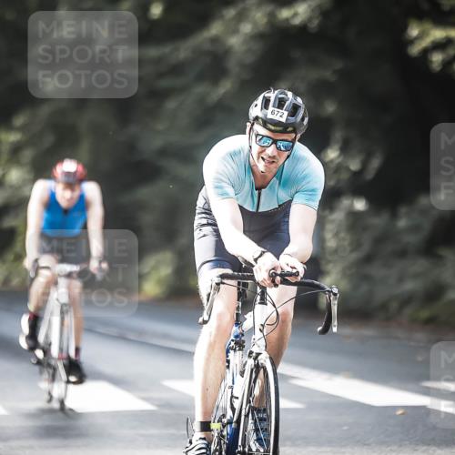 13.09.2026 - Stadtparktriathlon H.Heesch http://msf.ph/oto/10367541 13.09.2026 11:24:43 Radfahren 606, 637, 672, 722, 739, 762, 795, 1799 meine-sportfotos.de