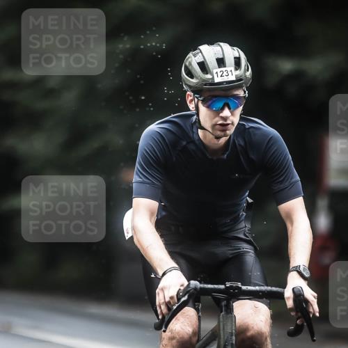 13.09.2026 - Stadtparktriathlon H.Heesch http://msf.ph/oto/10367542 13.09.2026 13:17:44 Radfahren 1231, 1375, 1389, 1405, 1427 meine-sportfotos.de