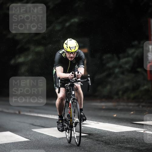 13.09.2026 - Stadtparktriathlon H.Heesch http://msf.ph/oto/10367545 13.09.2026 12:02:15 Radfahren 780, 869, 926, 949, 977 meine-sportfotos.de