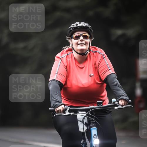 13.09.2026 - Stadtparktriathlon H.Heesch http://msf.ph/oto/10367556 13.09.2026 10:16:02 Radfahren 216, 278 meine-sportfotos.de