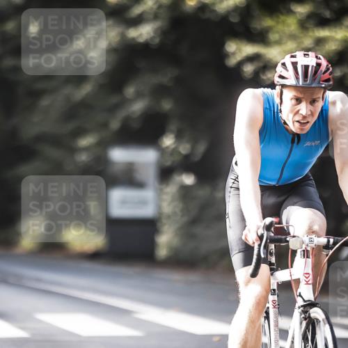 13.09.2026 - Stadtparktriathlon H.Heesch http://msf.ph/oto/10367584 13.09.2026 11:24:44 Radfahren 606, 637, 672, 722, 739, 762, 795 meine-sportfotos.de
