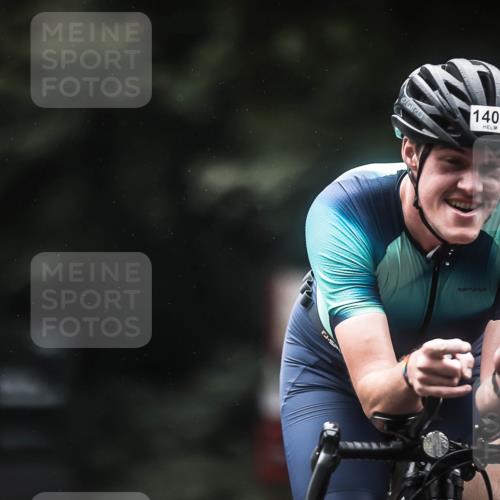 13.09.2026 - Stadtparktriathlon H.Heesch http://msf.ph/oto/10367593 13.09.2026 13:17:50 Radfahren 1231, 1375, 1405, 1465, 1475 meine-sportfotos.de