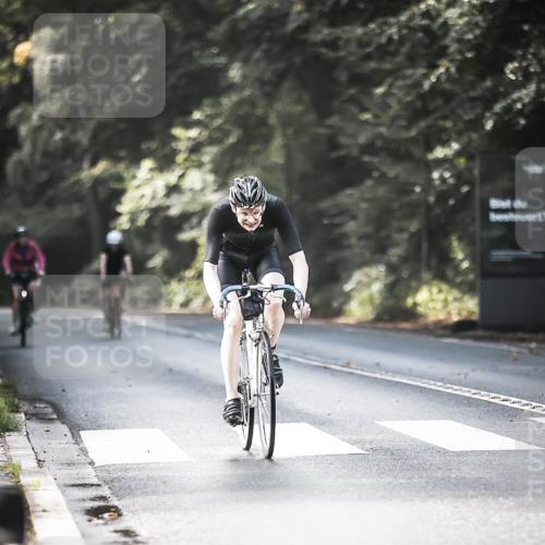 13.09.2026 - Stadtparktriathlon H.Heesch http://msf.ph/oto/10367604 13.09.2026 11:24:48 Radfahren 606, 637, 662, 672, 722 meine-sportfotos.de