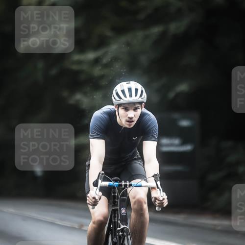 13.09.2026 - Stadtparktriathlon H.Heesch http://msf.ph/oto/10367626 13.09.2026 13:17:53 Radfahren 1396, 1405, 1465, 1472, 1475, 1477 meine-sportfotos.de