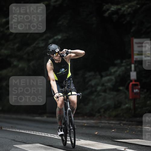 13.09.2026 - Stadtparktriathlon H.Heesch http://msf.ph/oto/10367643 13.09.2026 12:02:22 Radfahren 756, 862, 926, 933, 959, 977, 1016 meine-sportfotos.de