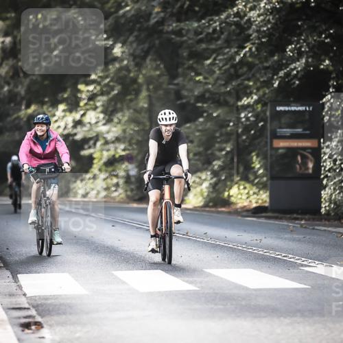 13.09.2026 - Stadtparktriathlon H.Heesch http://msf.ph/oto/10367667 13.09.2026 11:24:52 Radfahren 606, 662, 816 meine-sportfotos.de