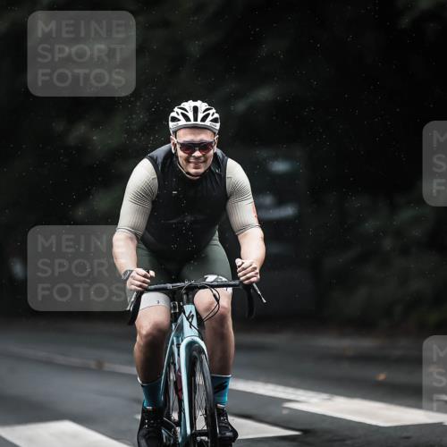 13.09.2026 - Stadtparktriathlon H.Heesch http://msf.ph/oto/10367706 13.09.2026 12:02:25 Radfahren 756, 849, 862, 926, 933, 959, 987, 1016 meine-sportfotos.de