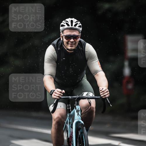 13.09.2026 - Stadtparktriathlon H.Heesch http://msf.ph/oto/10367723 13.09.2026 12:02:26 Radfahren 729, 756, 849, 862, 926, 933, 959, 987, 1016 meine-sportfotos.de