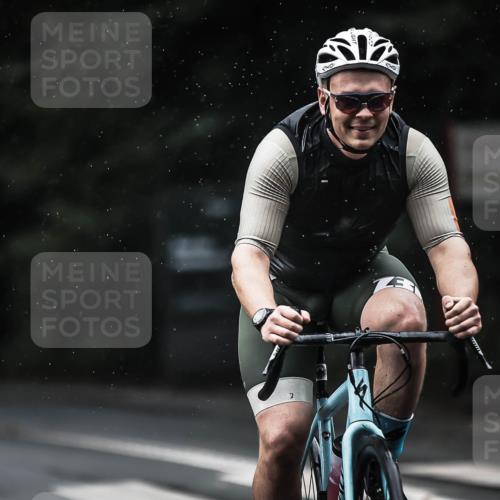 13.09.2026 - Stadtparktriathlon H.Heesch http://msf.ph/oto/10367729 13.09.2026 12:02:26 Radfahren 729, 756, 849, 862, 926, 933, 959, 987, 1016 meine-sportfotos.de
