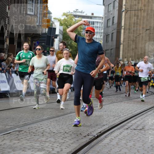 13.09.2026 - 21. swb-Marathon Bremen Strokosch-Dieckow http://msf.ph/oto/10367743 13.09.2026 13:35:53 Ziel 156, 607, 2041, 2090, 2318, 2356, 3055, 3087, 3226, 3621, 3704, 3780, 4326, 5308, 5661, 6315, 6418, 6465, 6466, 6644, 6649, 7285, 7377, 7597, 7675, 7700, 8401, 8530, 8816, 8915, 9784, 9845, 9862, 9887, 9892, 563, 1867, 2565, 3026, 3224, 3454, 3489, 4016, 5026, 5259, 5276, 5816, 6159, 6874, 6982, 7036, 7043, 7256, 7385, 7804, 8145, 8227, 8275, 8488, 9076, 9243, 9497, 13179 meine-sportfotos.de