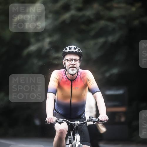 13.09.2026 - Stadtparktriathlon H.Heesch http://msf.ph/oto/10367792 13.09.2026 13:18:09 Radfahren 1290, 1349, 1350, 1359, 1445 meine-sportfotos.de
