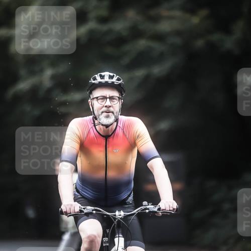 13.09.2026 - Stadtparktriathlon H.Heesch http://msf.ph/oto/10367798 13.09.2026 13:18:10 Radfahren 1290, 1350, 1359, 1397 meine-sportfotos.de