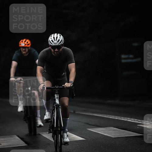 13.09.2026 - Stadtparktriathlon H.Heesch http://msf.ph/oto/10367809 13.09.2026 12:02:37 Radfahren 729, 849, 854, 860, 880, 946, 1029 meine-sportfotos.de