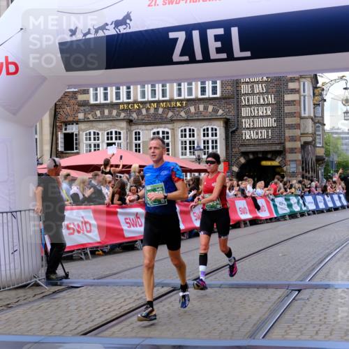 13.09.2026 - 21. swb-Marathon Bremen Tim E. http://msf.ph/oto/10367818 13.09.2026 13:04:55 Ziel 744, 1223, 1224, 1712, 1860, 2207, 2956, 5283, 8701, 8936, 9070, 13034 meine-sportfotos.de