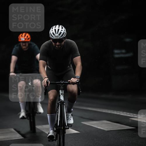 13.09.2026 - Stadtparktriathlon H.Heesch http://msf.ph/oto/10367826 13.09.2026 12:02:37 Radfahren 729, 849, 854, 860, 880, 946, 1029 meine-sportfotos.de