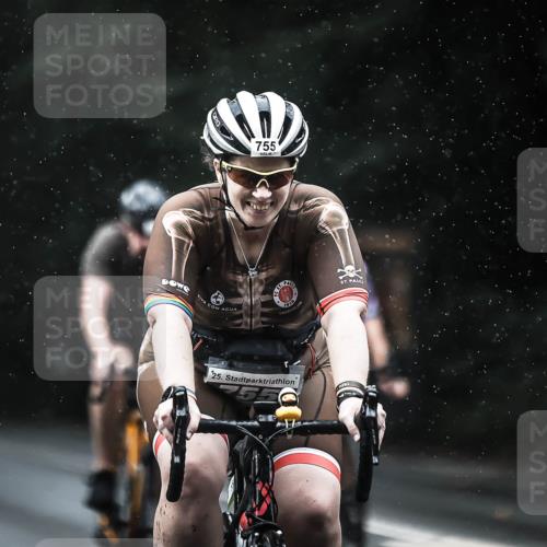 13.09.2026 - Stadtparktriathlon H.Heesch http://msf.ph/oto/10367876 13.09.2026 12:02:48 Radfahren 755, 856, 859, 925, 1020, 1044 meine-sportfotos.de