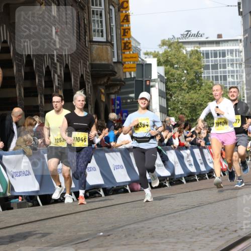 13.09.2026 - 21. swb-Marathon Bremen Strokosch-Dieckow http://msf.ph/oto/10367893 13.09.2026 11:00:30 Ziel 10144, 10758, 10810, 11016, 11071, 11158, 11159, 11160, 11250, 11259, 11445, 11453, 11524, 11525, 11528, 11547, 11587, 11588, 11589, 11623, 11907, 12105, 12106, 12123, 12190, 12274, 12352, 10263, 10272, 10275, 10306, 10369, 11162, 11180, 11343, 11475, 11556, 11687, 11708, 11769, 11797, 11838, 11959, 12430 meine-sportfotos.de