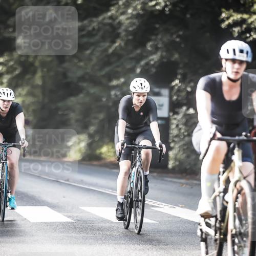 13.09.2026 - Stadtparktriathlon H.Heesch http://msf.ph/oto/10367935 13.09.2026 11:25:13 Radfahren 639, 663, 684, 735, 736, 770, 772, 819 meine-sportfotos.de