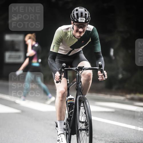 13.09.2026 - Stadtparktriathlon H.Heesch http://msf.ph/oto/10367957 13.09.2026 10:16:39 Radfahren 224, 236, 289 meine-sportfotos.de