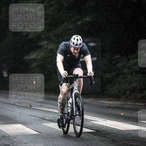 13.09.2026 - Stadtparktriathlon H.Heesch http://msf.ph/oto/10367958 13.09.2026 12:02:53 Radfahren 755, 758, 856, 925, 1020, 1044, 1059 meine-sportfotos.de