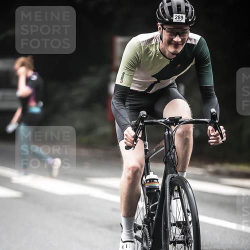 13.09.2026 - Stadtparktriathlon H.Heesch http://msf.ph/oto/10367966 13.09.2026 10:16:39 Radfahren 224, 236, 289 meine-sportfotos.de