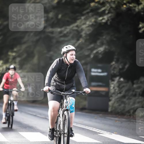 13.09.2026 - Stadtparktriathlon H.Heesch http://msf.ph/oto/10367986 13.09.2026 11:25:19 Radfahren 736, 759, 770, 794, 803, 819 meine-sportfotos.de
