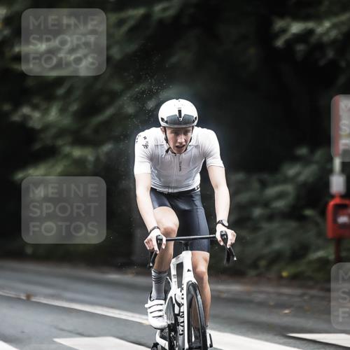 13.09.2026 - Stadtparktriathlon H.Heesch http://msf.ph/oto/10367998 13.09.2026 13:18:31 Radfahren 1288, 1325, 1336, 1380, 1431 meine-sportfotos.de