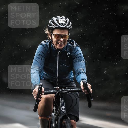 13.09.2026 - Stadtparktriathlon H.Heesch http://msf.ph/oto/10368006 13.09.2026 12:02:55 Radfahren 758, 856, 925, 948, 1020, 1044, 1059 meine-sportfotos.de