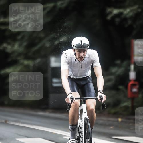 13.09.2026 - Stadtparktriathlon H.Heesch http://msf.ph/oto/10368007 13.09.2026 13:18:31 Radfahren 1288, 1325, 1336, 1380, 1431 meine-sportfotos.de